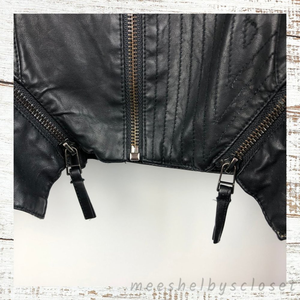 BLANK NYC Vegan Leather Black Moto Jacket Large - Picture 6 of 8